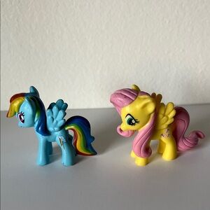 Fluttershy and Rainbow Dash My Little Pony mini figure